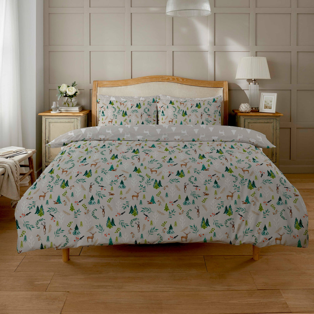 OLIVIA ROCCO Snowy Reindeers Reversible Duvet Cover Set With Pillowcases Polycotton Bedding For Year Round Comfort And Cozy Nights