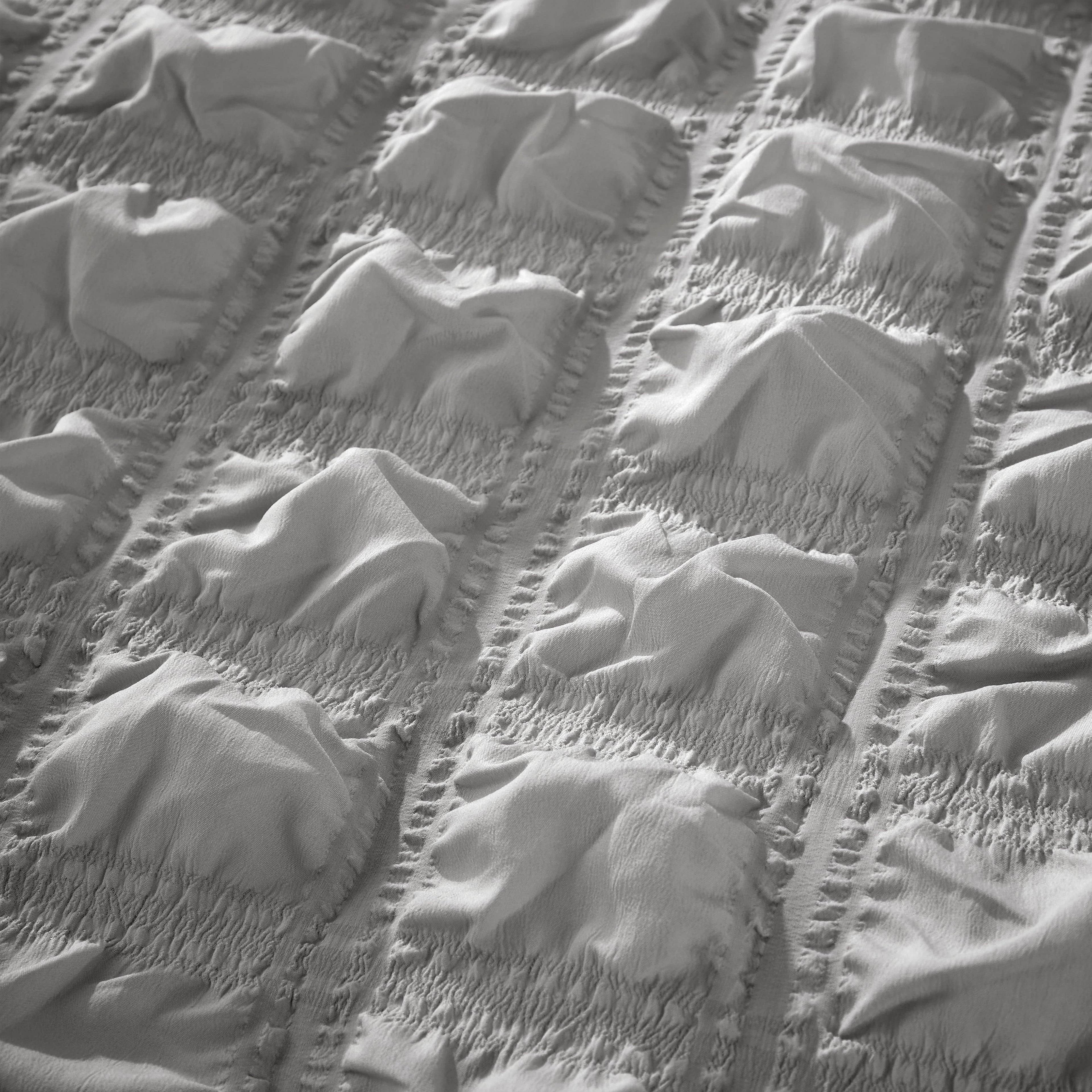 OLIVIA ROCCO Soho Grey Microfibre Duvet Cover Set With Pillowcases Quilted Super Soft Easy Care Bedding Bed Linen Set Machine Washable